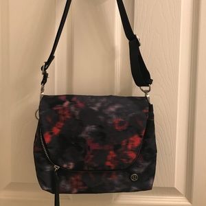 Lululemon Festival Bag